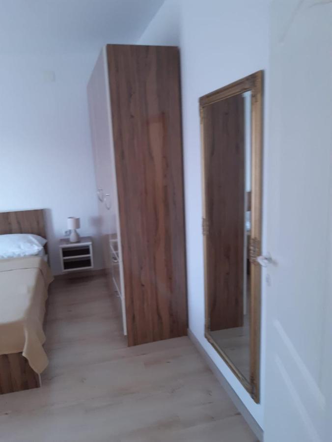 Apartment Luka Bibinje Bagian luar foto