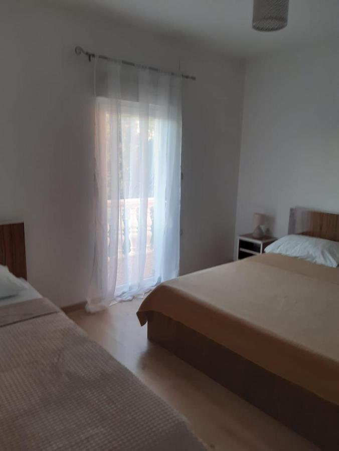 Apartment Luka Bibinje Bagian luar foto
